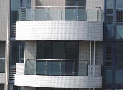 陽(yáng)臺(tái)護(hù)欄